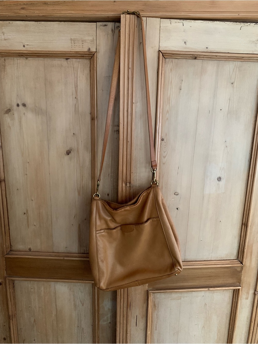 Classic Tan Leather Crossbody Bag